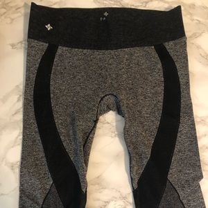 NUX leggings
